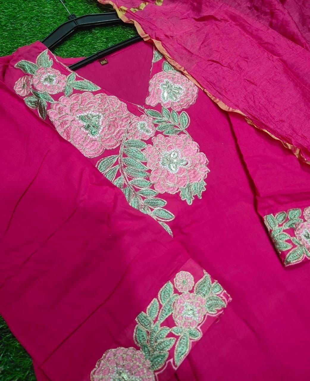 Pink Floral Kurta Set With Chanderi Dupatta