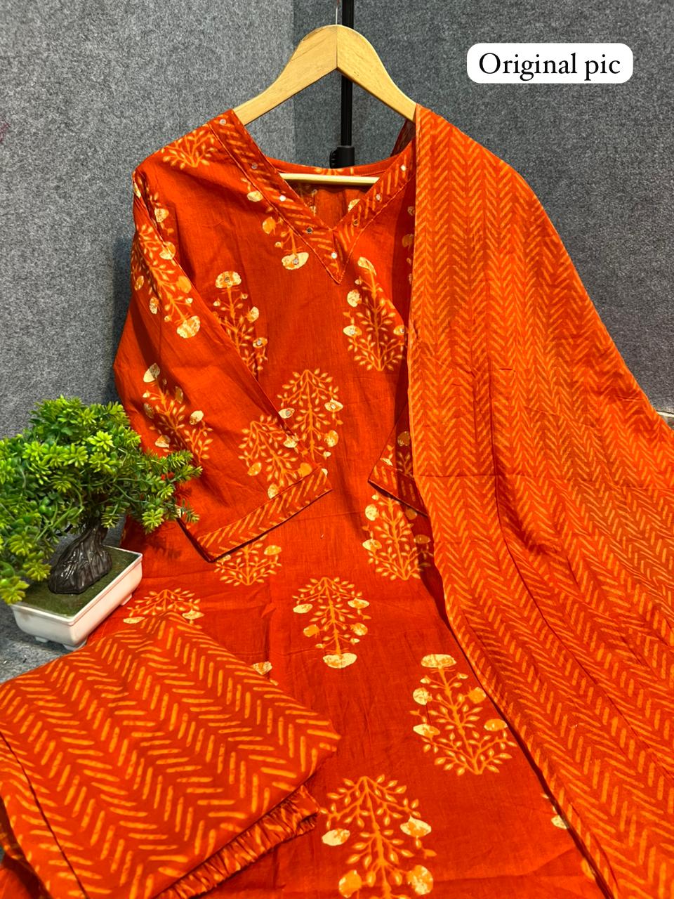Elegant Handblock Cotton Kurta Set