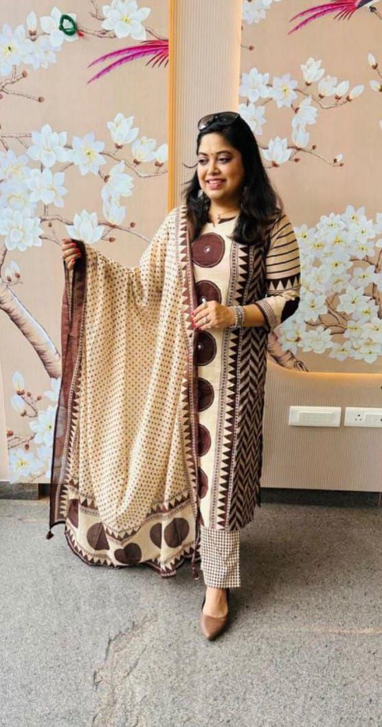 Trendy Cotton Kurta 3-Piece Set
