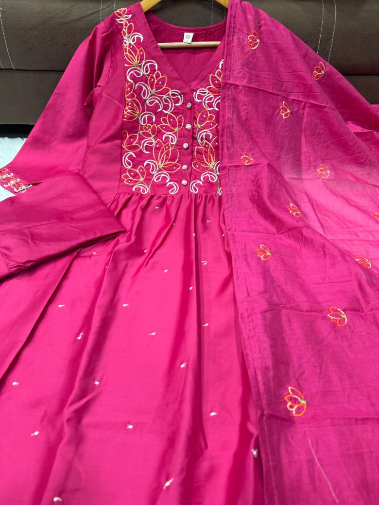 Beautiful Chanderi Silk Suit Set