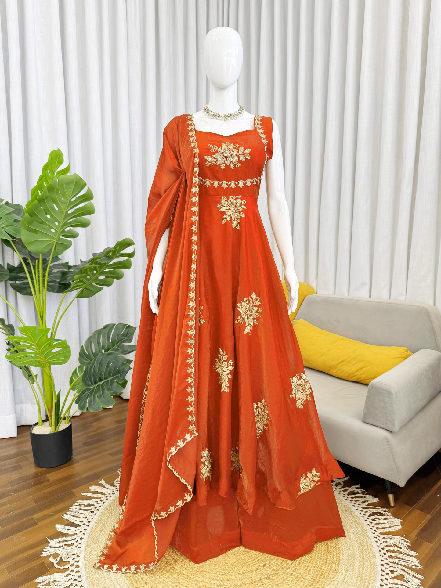 Exclusive 3-piece Anarkali Set