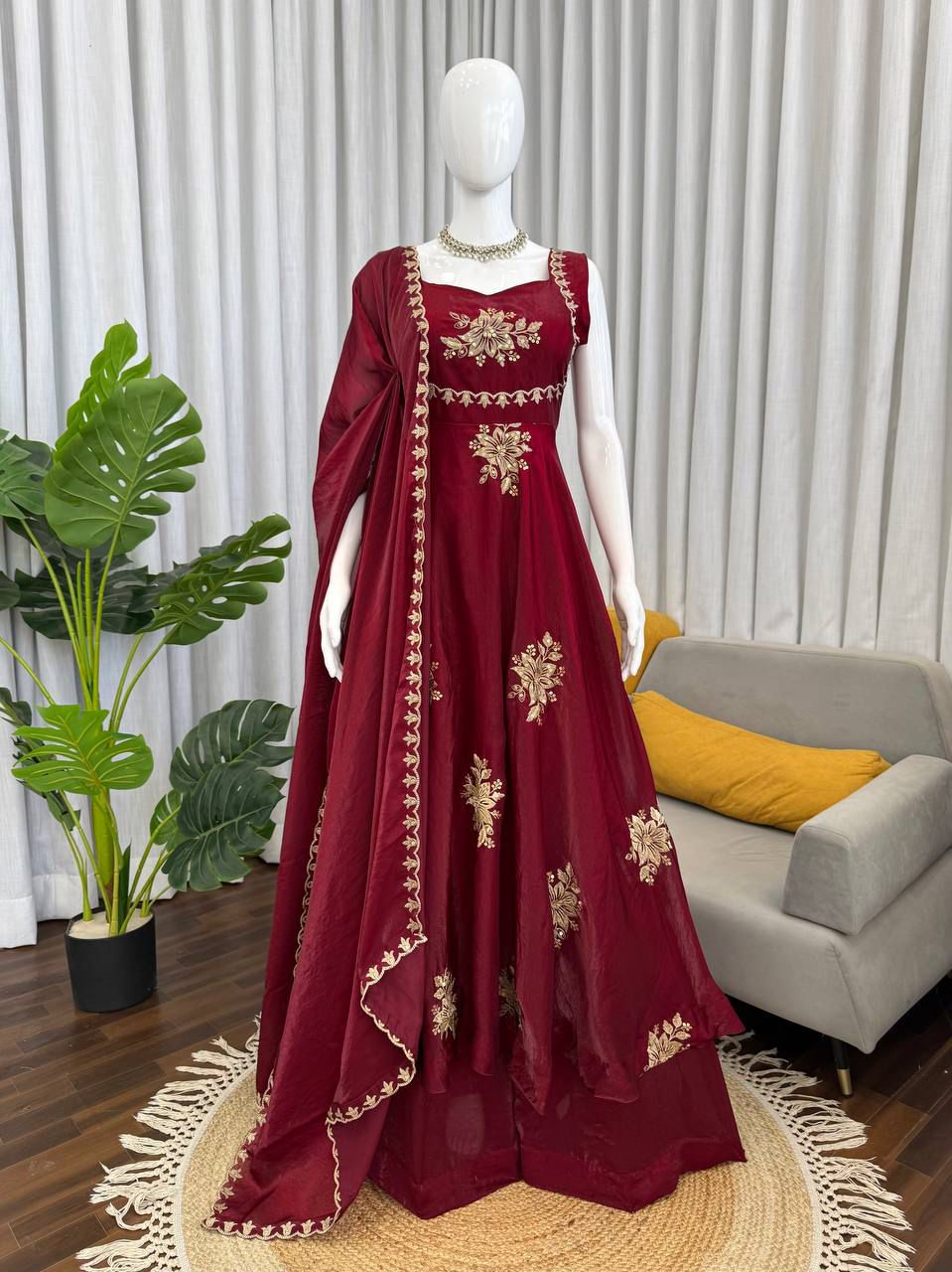 Exclusive 3-piece Anarkali Set