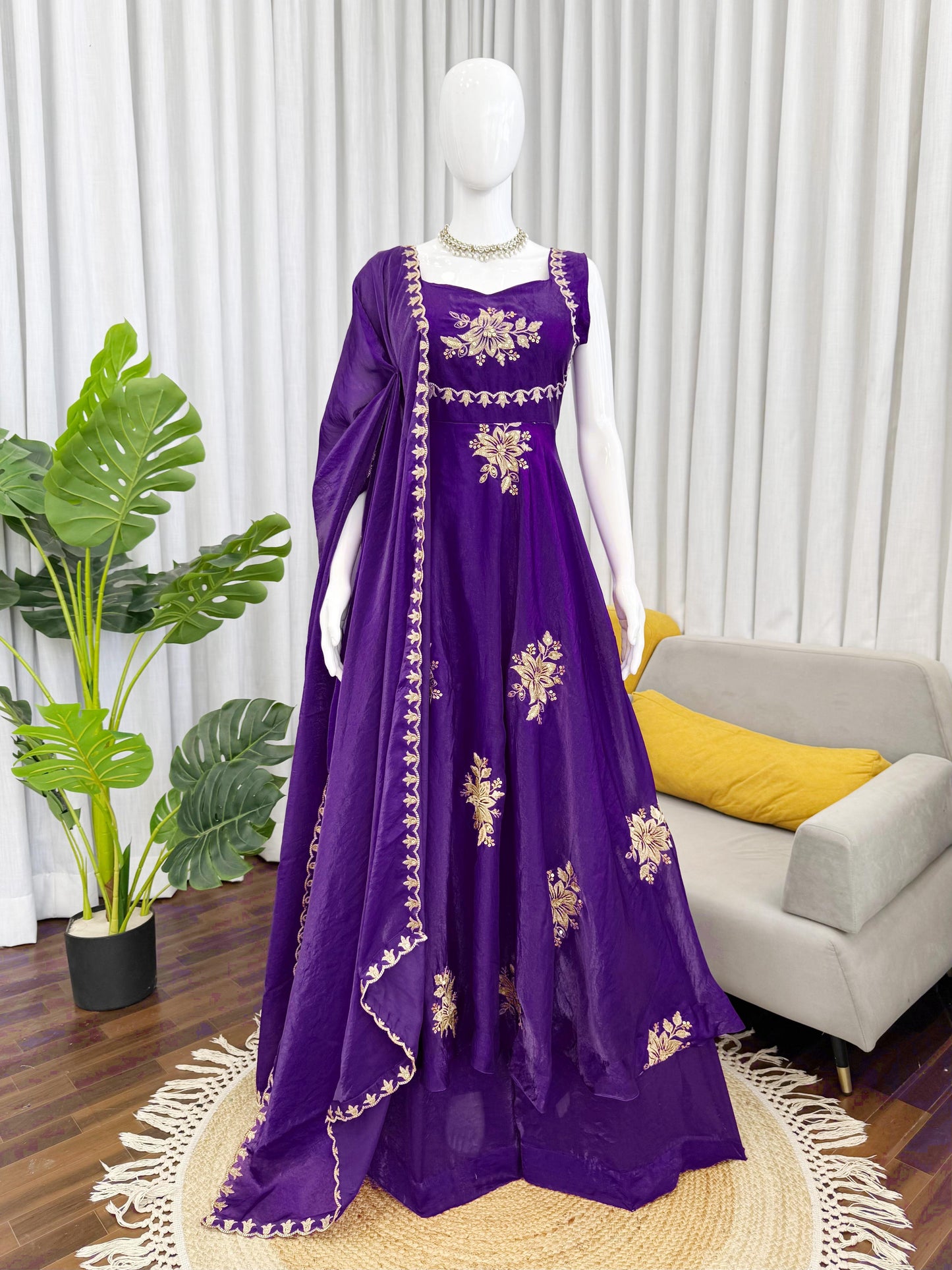 Exclusive 3-piece Anarkali Set