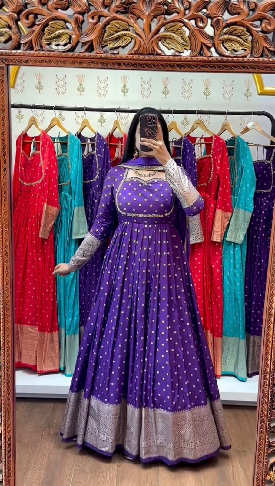 Stylish Jacquard Gown Set
