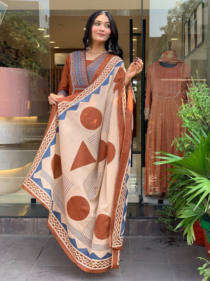 Trending Rust Ethnic 3-piece Kurta Set