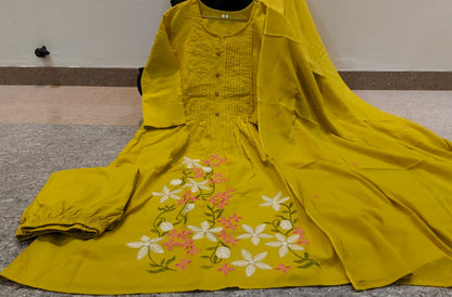 Floral Embroidered Cotton Kurta Set