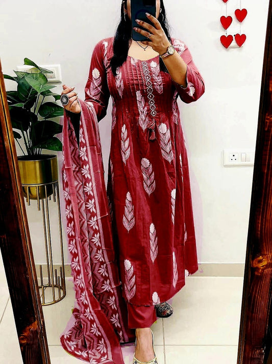 Simple Yet Elegant Pintex Cotton Kurta Set