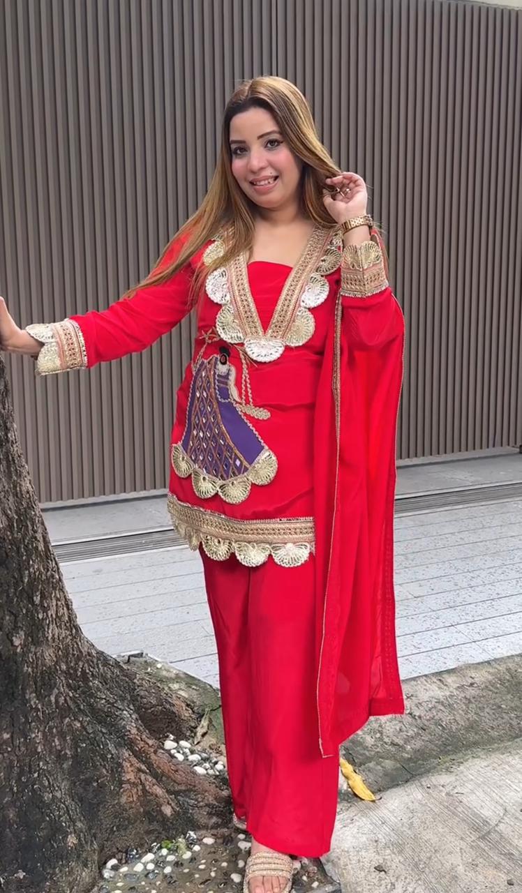 New Look Festive Top, Pant & Dupatta Set