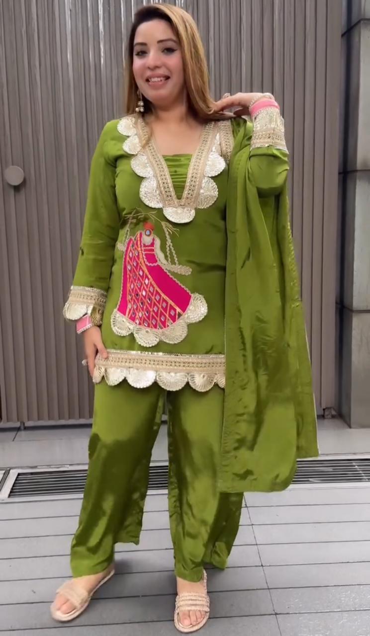 New Look Festive Top, Pant & Dupatta Set