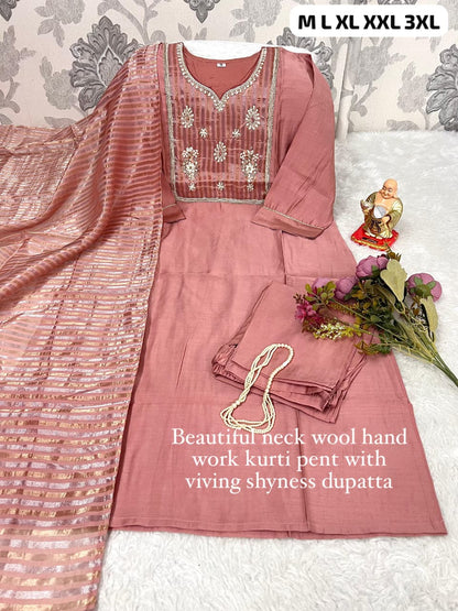 Exquisite Designer 3-Piece Set