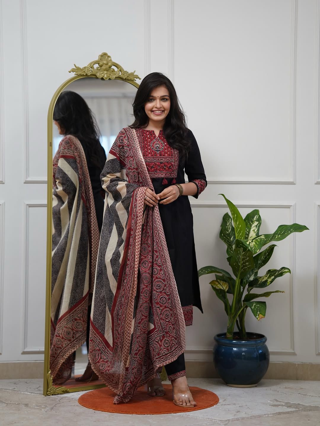 Elegant Handwork 3-Piece Cotton Kurta Set