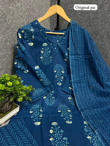 Elegant Handblock Cotton Kurta Set