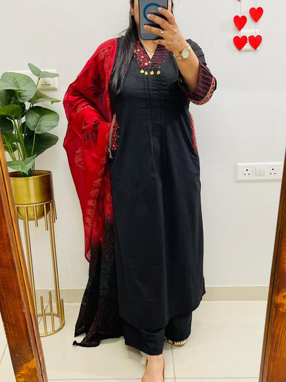Beautifully Crafted Cotton Kurta 3-Piece Set