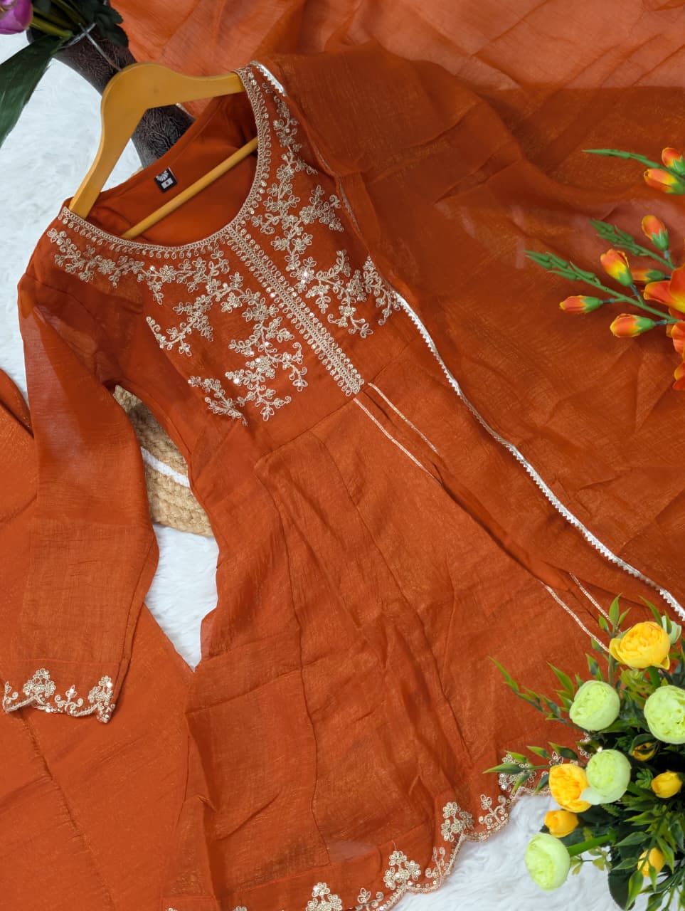 Stylish Crunchy Silk Kurta Set