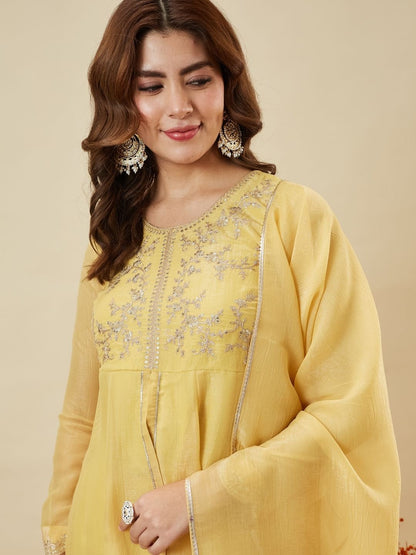 Stylish Crunchy Silk Kurta Set
