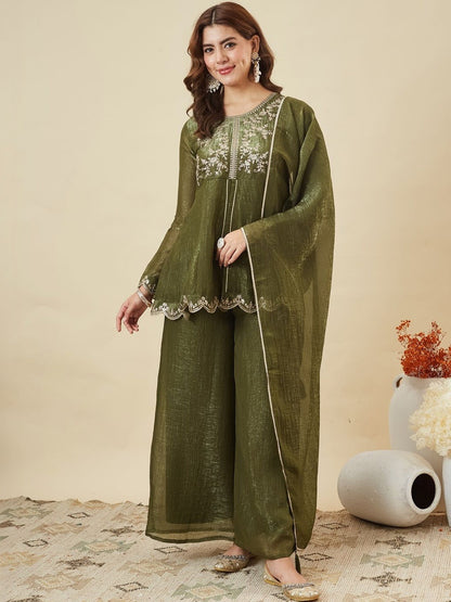 Stylish Crunchy Silk Kurta Set