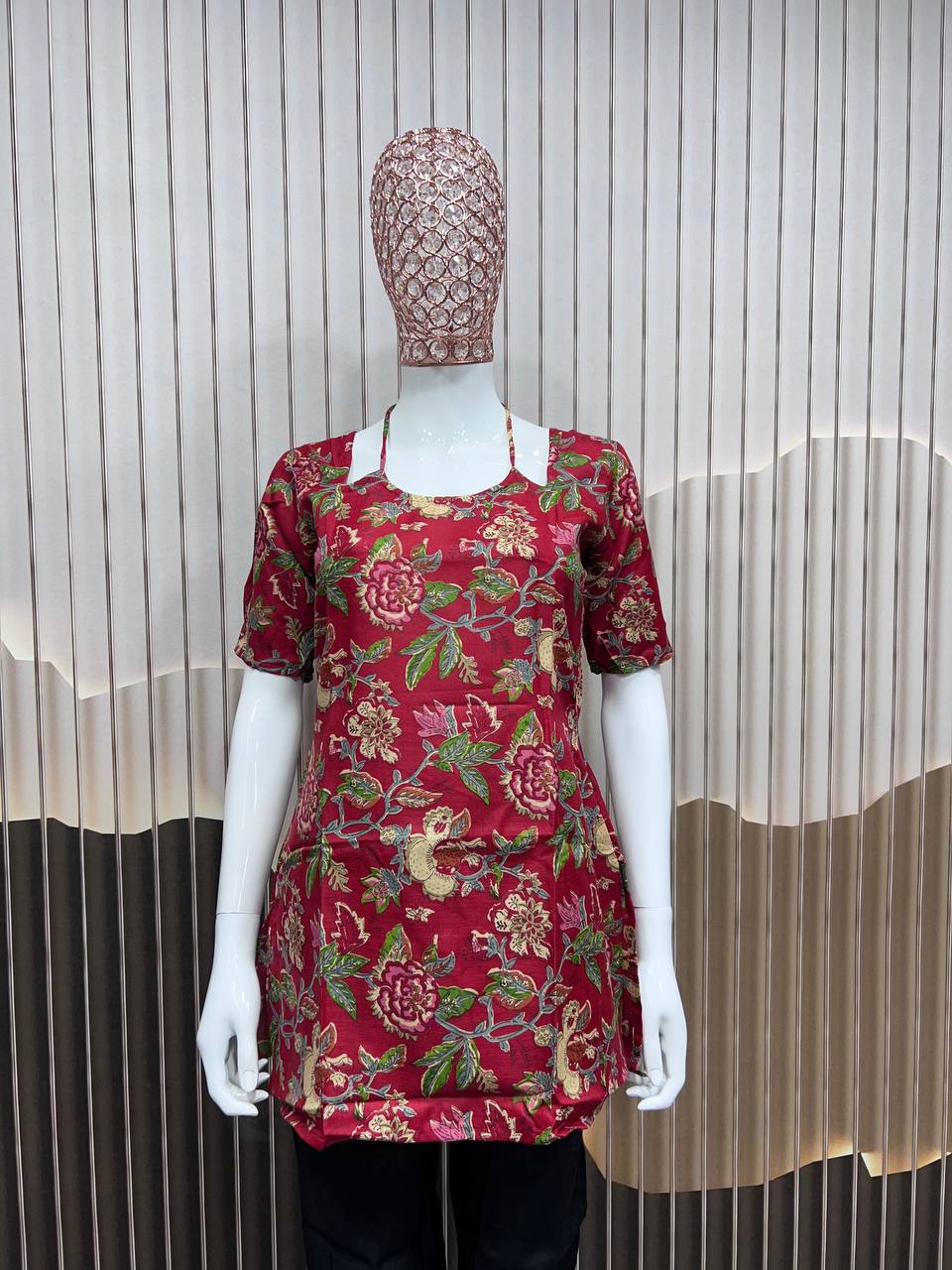 Elegant Cotton Straight Tops