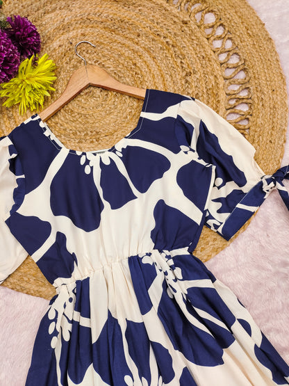 Floral Printed Crape Maxi Dress