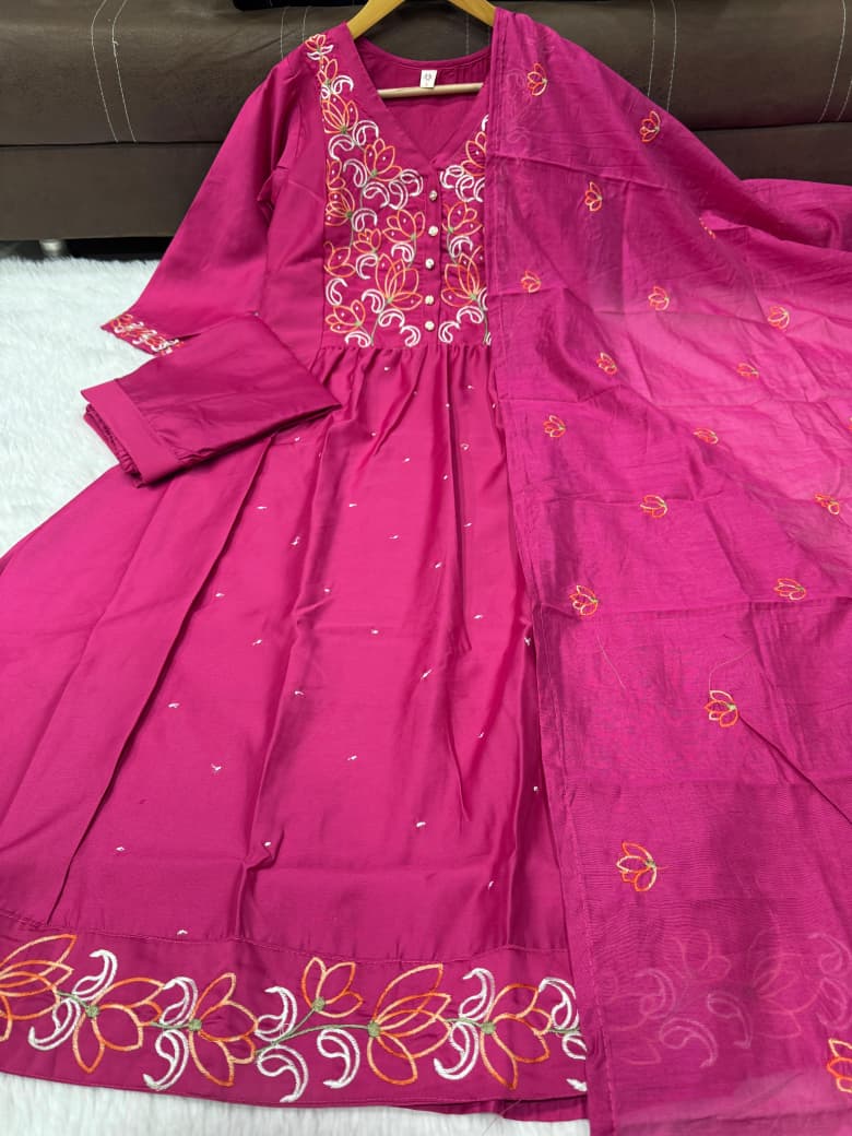 Beautiful Chanderi Silk Suit Set