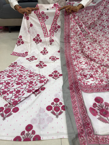 Artistic White Mul-Mul Cotton Kurta Set