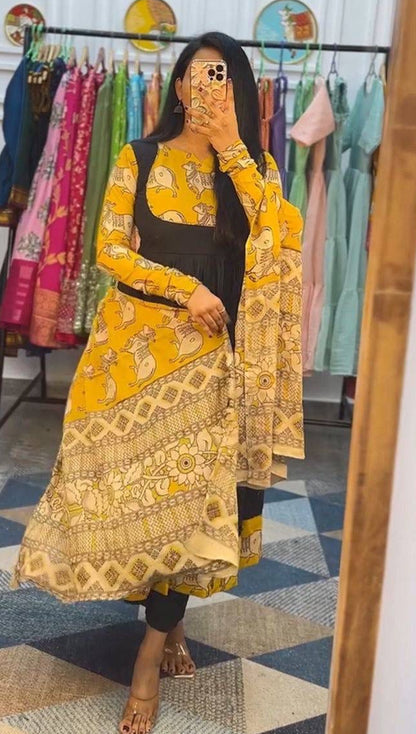 Exclusive Kamdhenu Theme Kalamkari Cotton Kurta Set