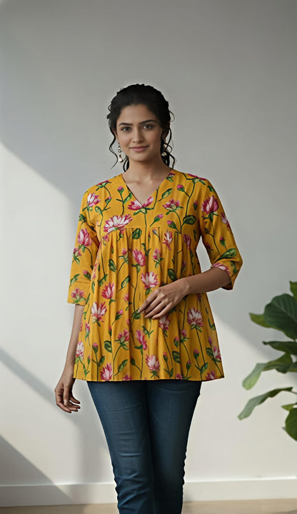 Charming Floral Cotton Short Top