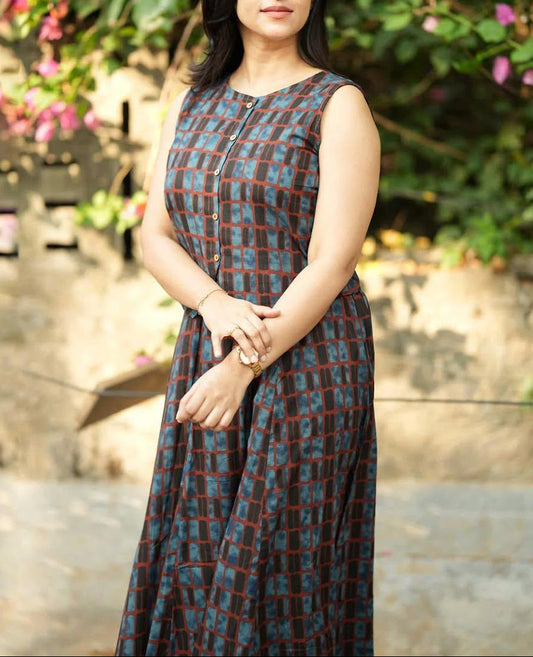 Graceful Cotton Skirt And Top Co-ord Set
