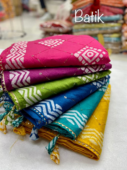 Batik Print Sequin Star Saree