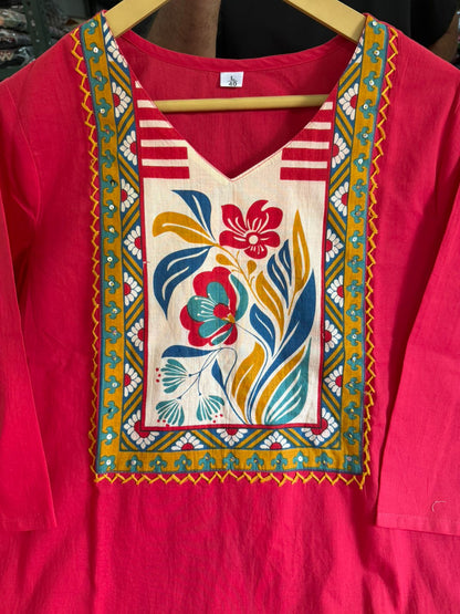 Elegant Cotton Kurta Set With Thread Katha Work