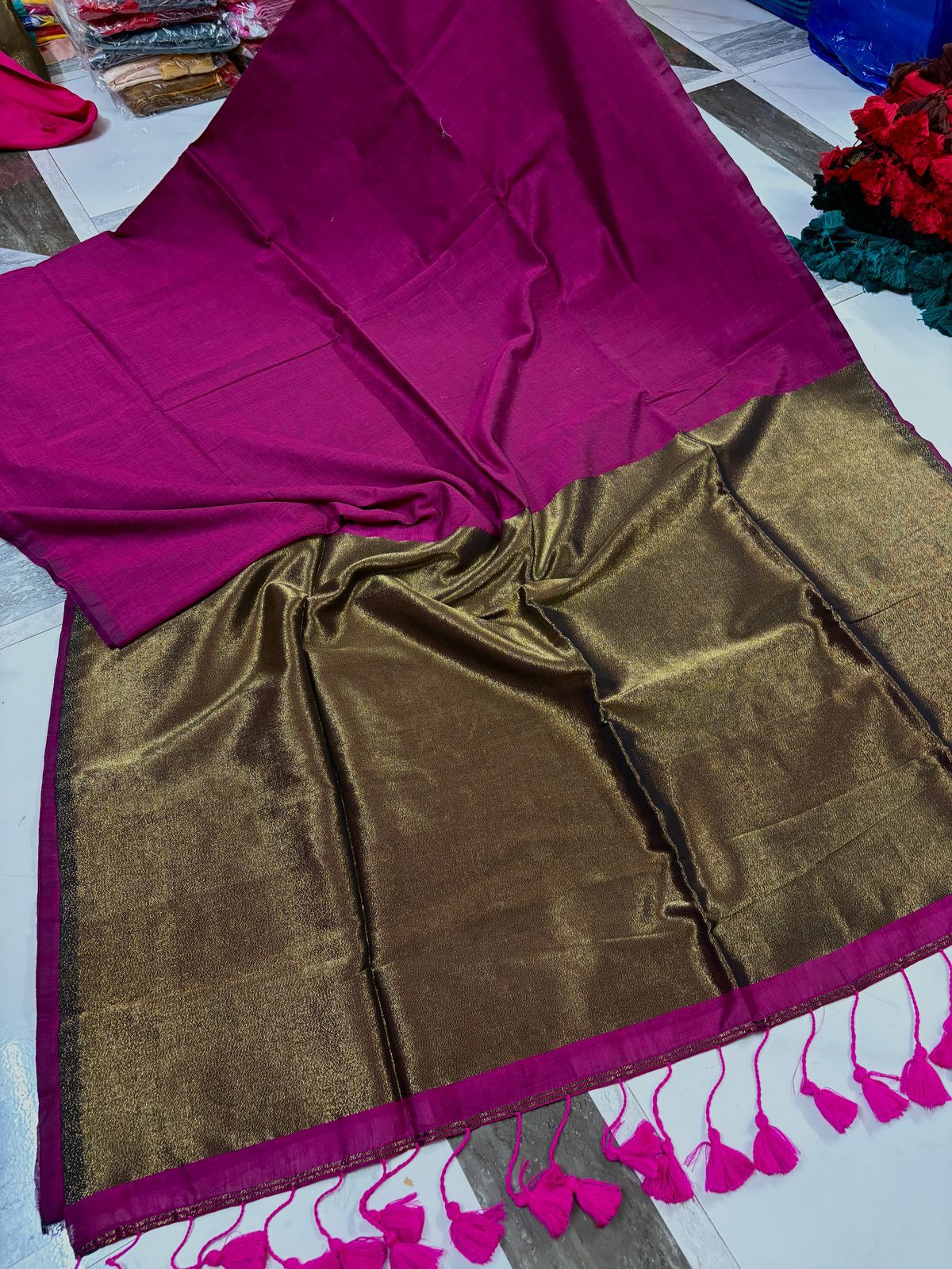 Handloom Khadi Cotton Saree With Heavy Zari Pallu