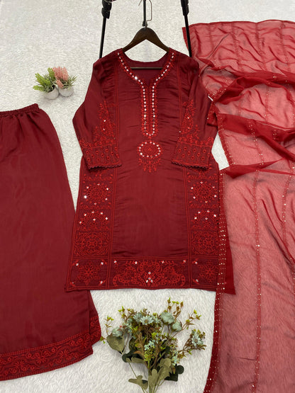 Stylish Mal Chanderi Kurta Set With Real Hand Mirror Work