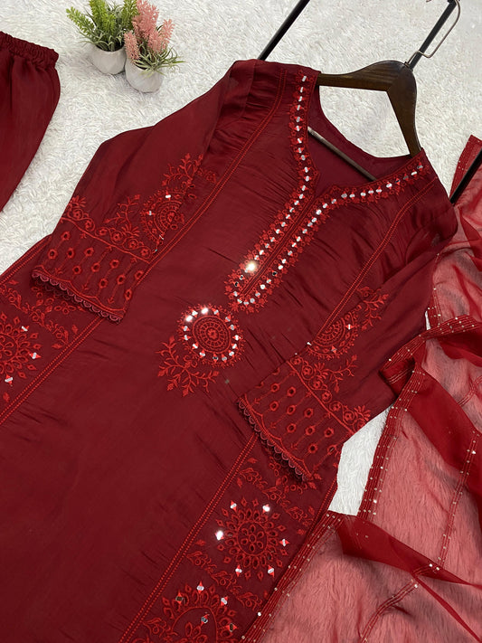 Stylish Mal Chanderi Kurta Set With Real Hand Mirror Work