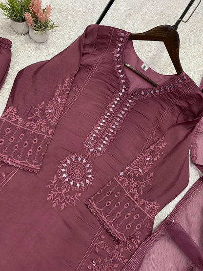 Stylish Mal Chanderi Kurta Set With Real Hand Mirror Work