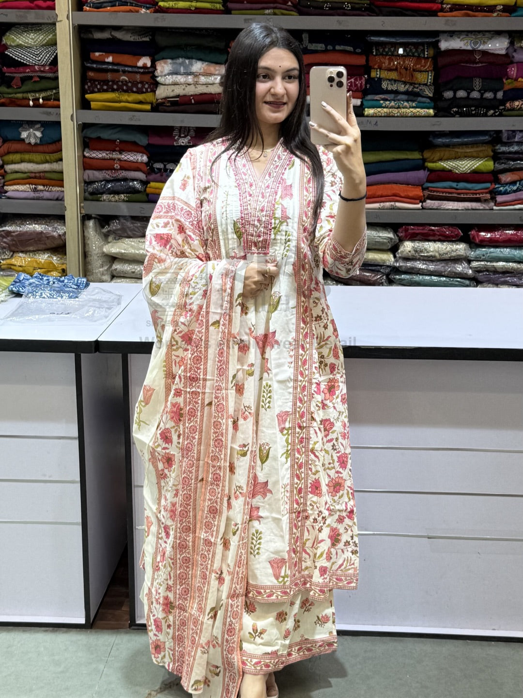 Gorgeous Gulab Pure Taj Cotton Kurta Set