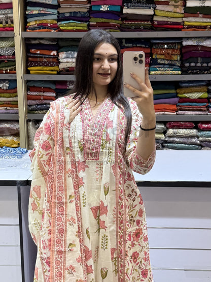 Gorgeous Gulab Pure Taj Cotton Kurta Set