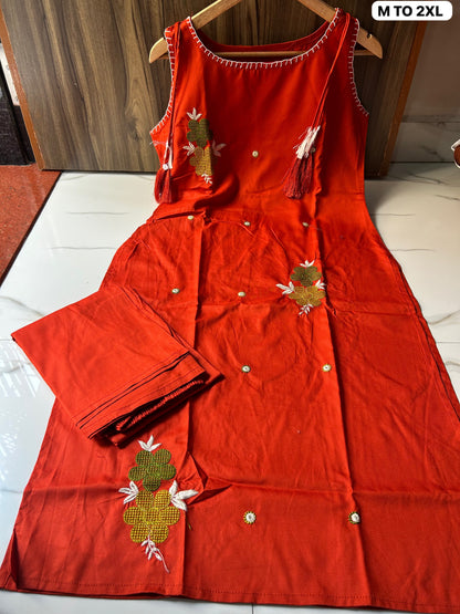 Elegant Sleeveless Embroidered Cotton Kurta Set