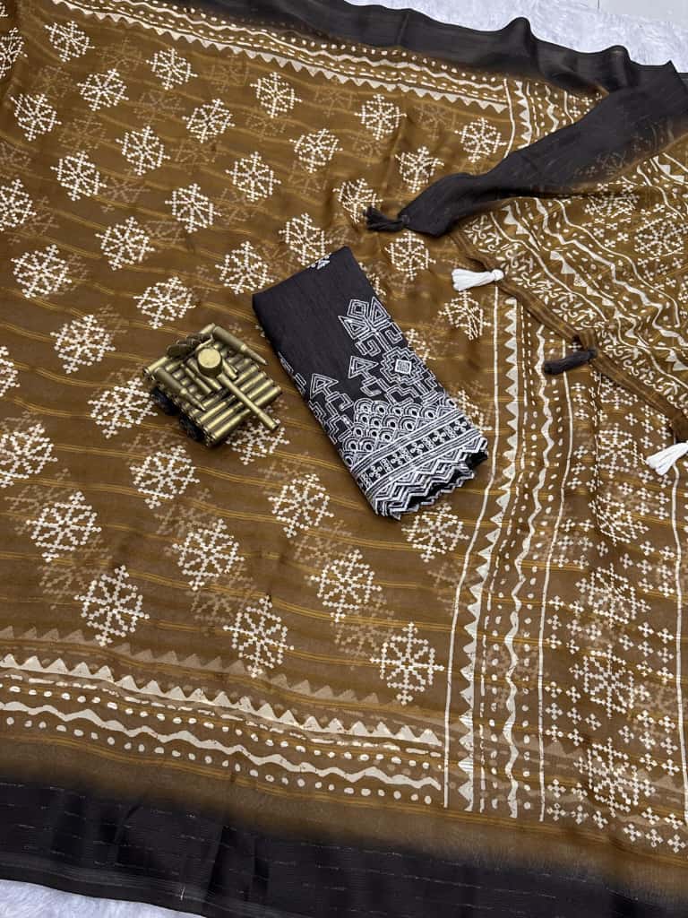 Elegant Georgette Saree With Motif Prints