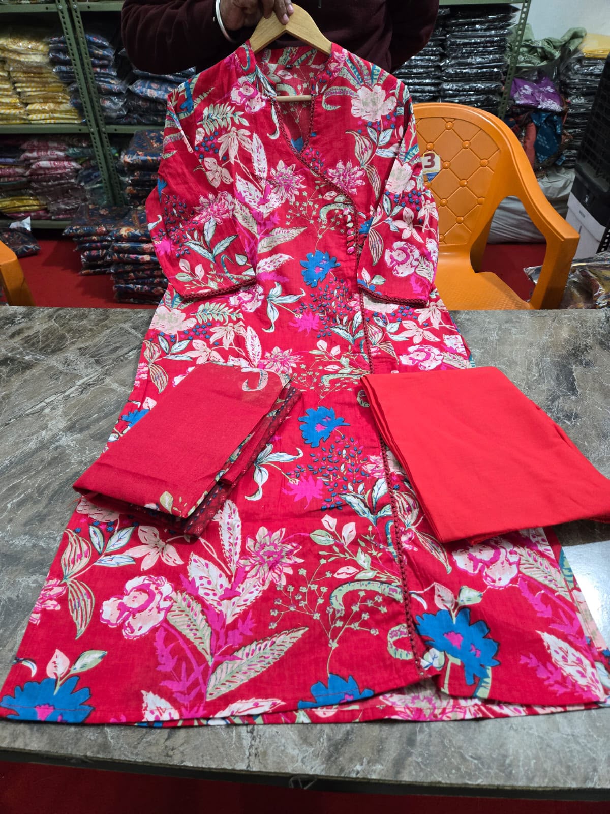 Elegant Cotton Kurta Set With Beautiful Handwork Detailing