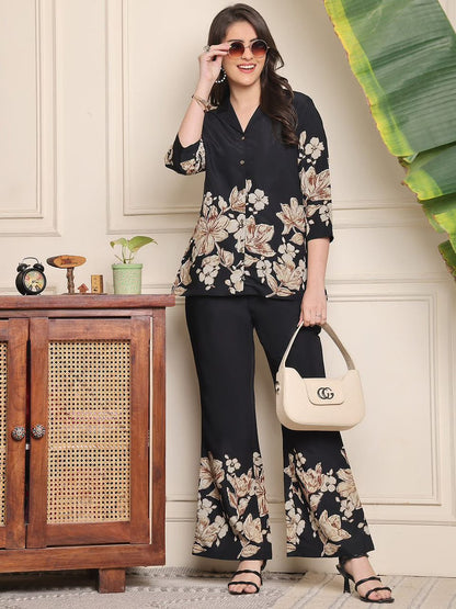 Stylish Discharge Print Co-ord Set With Bell-Bottom Pants