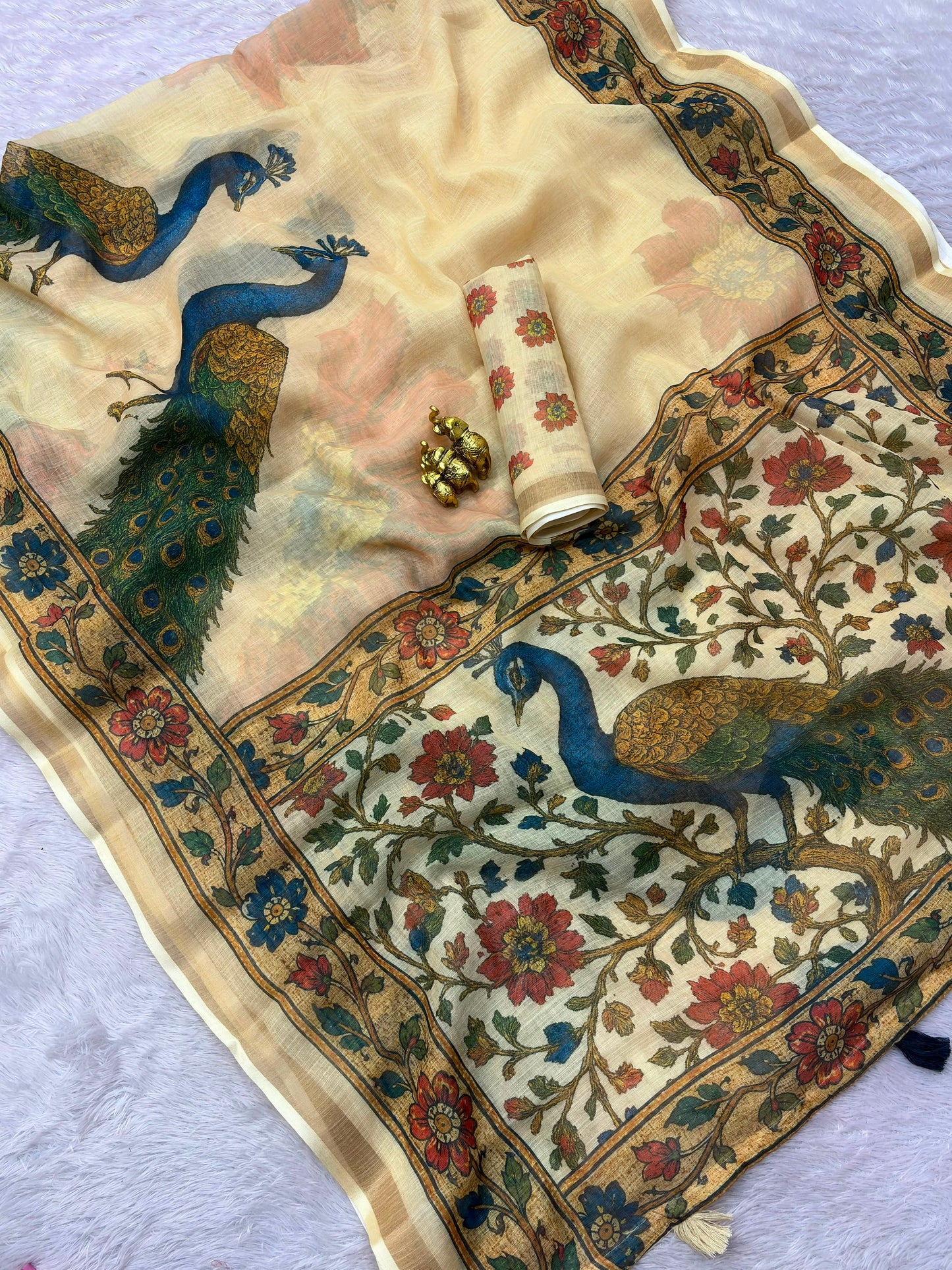 Elegant Soft linen Saree with Kalamkari Pallu