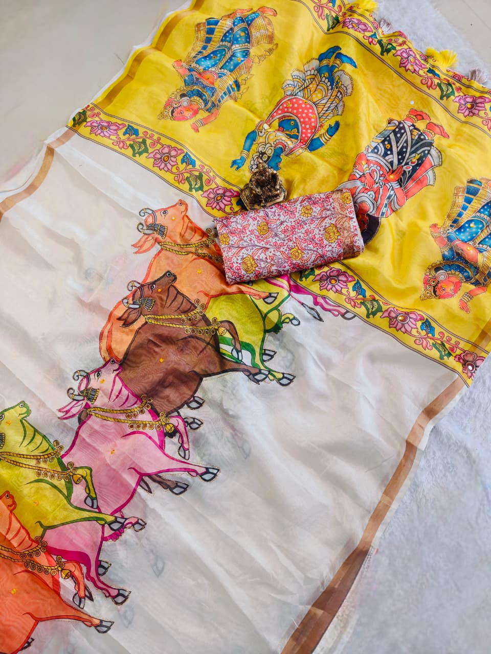 Nandi Mangla Pichwai Design Silk Saree