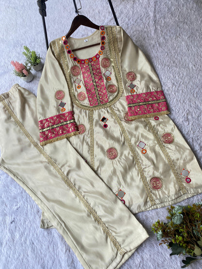 Trendy Mirror Embroidered Co-ord Set