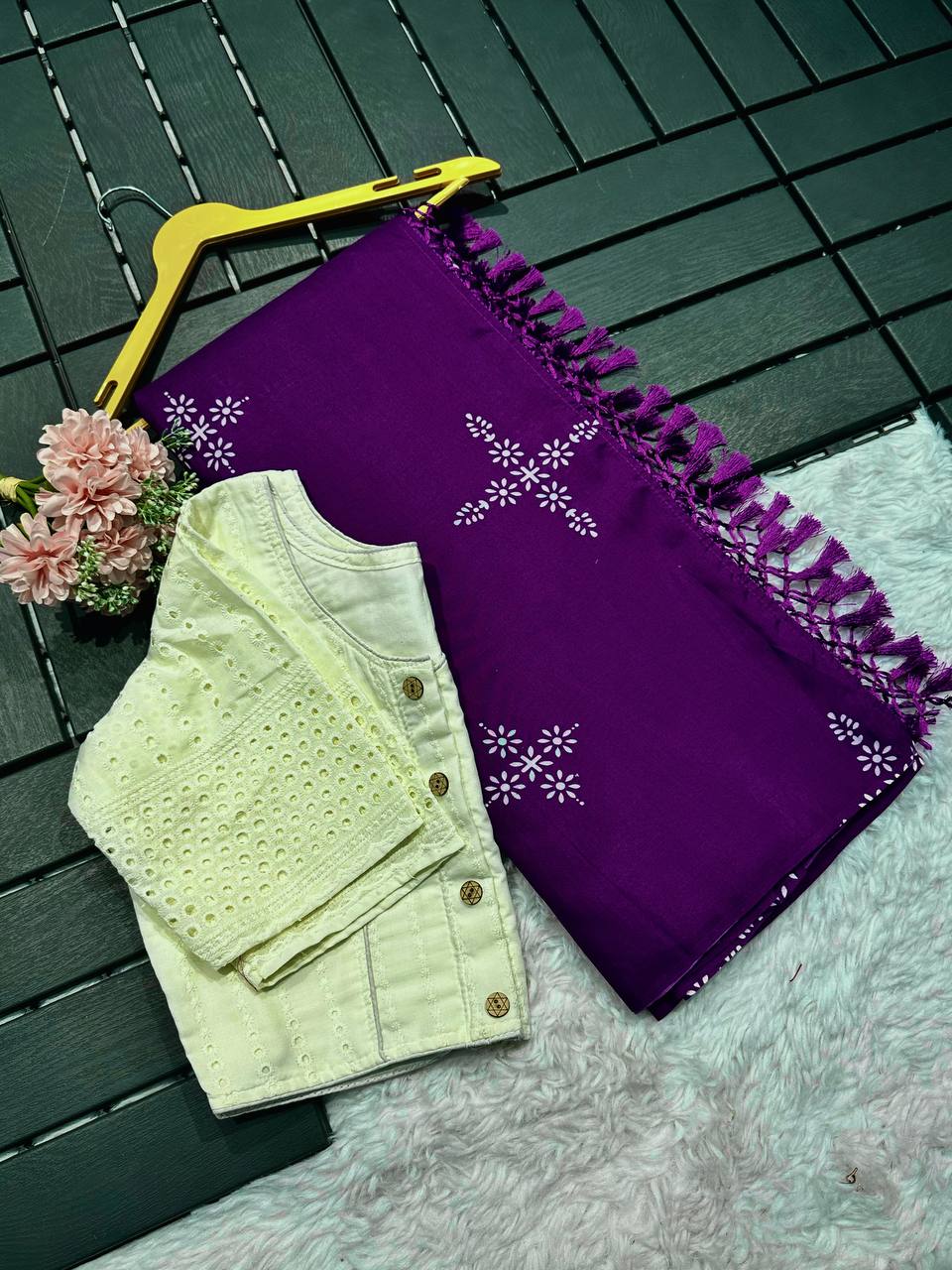 Muslin Cotton Silk Saree With Chikankari Blouse