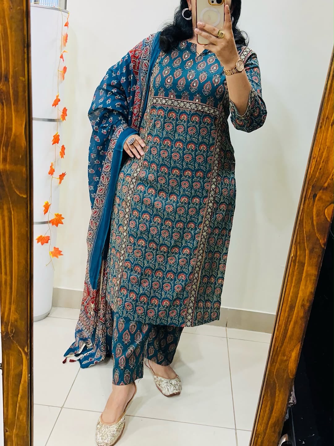 Elegant Blue Printed Cotton Kurta Set With Mirror Handwork
