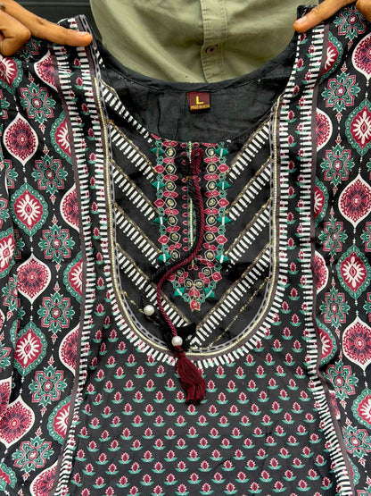 Stylish Designer Crêpe Co-ord Set