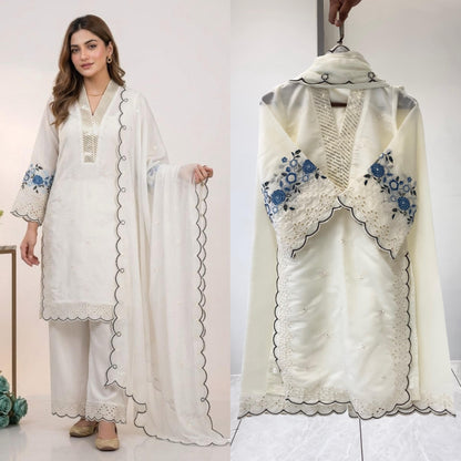 Elegant Embroidered Mal Chanderi Kurta Set