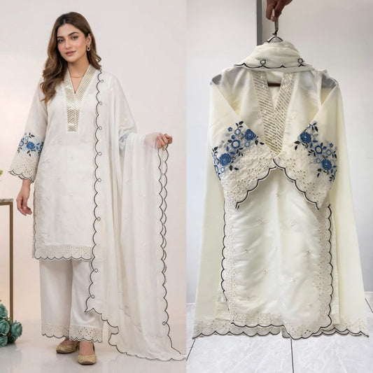 Elegant Embroidered Mal Chanderi Kurta Set